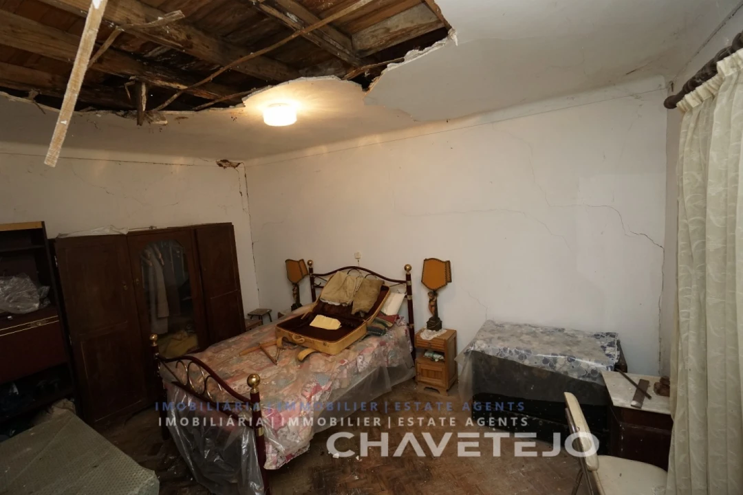 Quinta T2 para Venda em São João Baptista e Santa Maria dos Olivais Foto 28