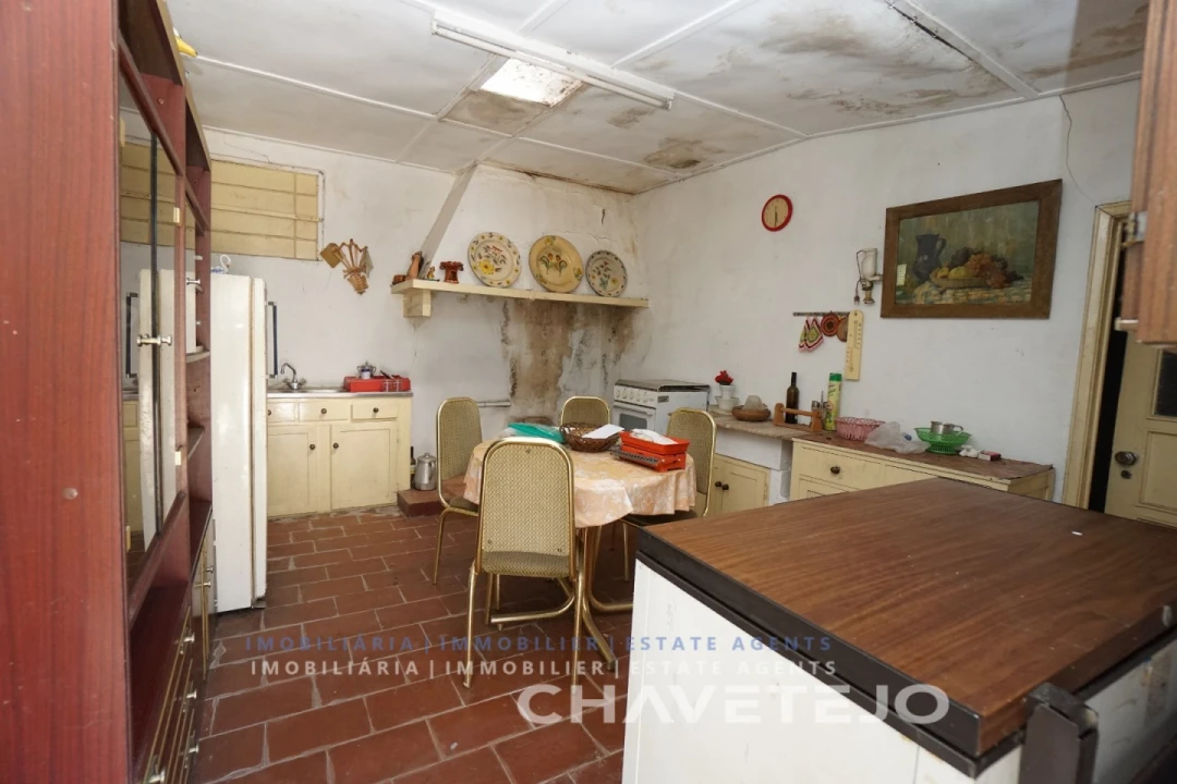 Quinta T2 para Venda em São João Baptista e Santa Maria dos Olivais Foto 29