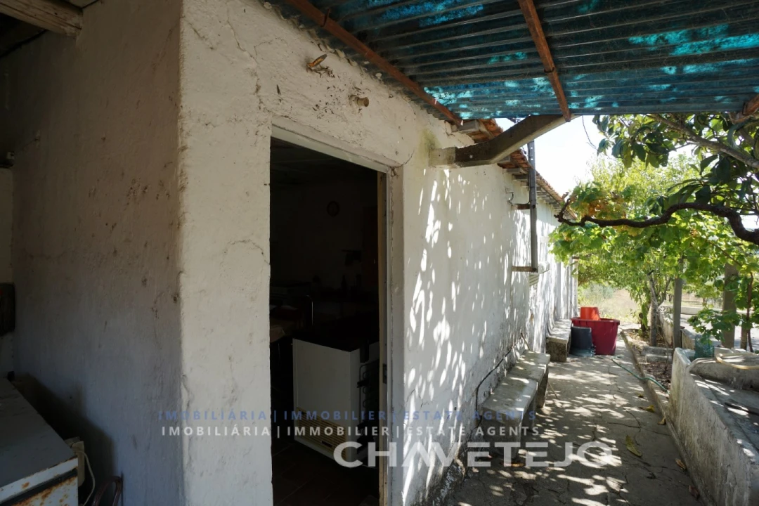 Quinta T2 para Venda em São João Baptista e Santa Maria dos Olivais Foto 31