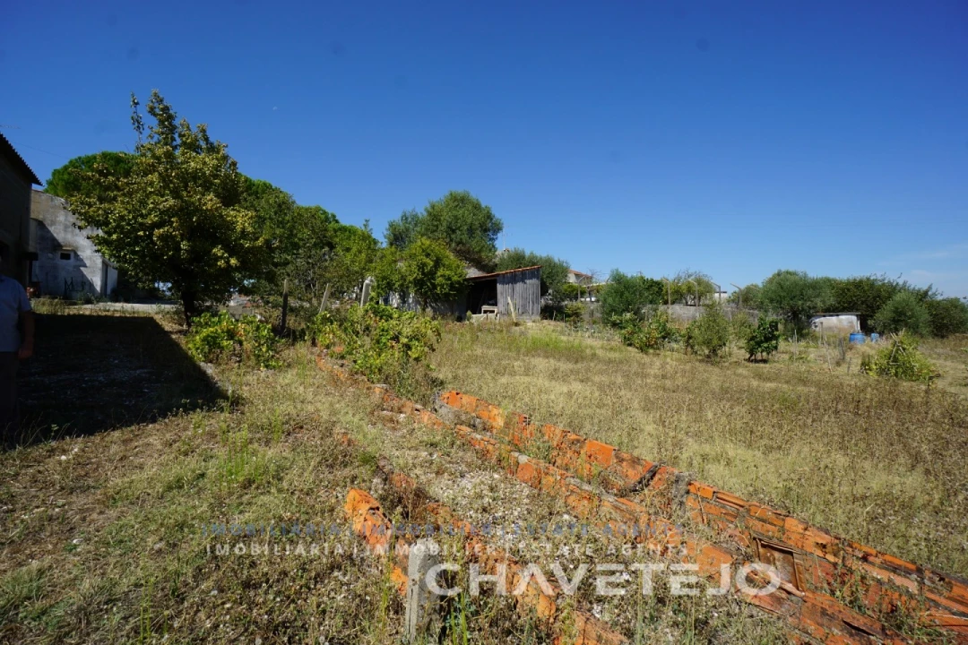 Quinta T2 para Venda em São João Baptista e Santa Maria dos Olivais Foto 36