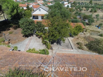 Quinta T2 para Venda em São João Baptista e Santa Maria dos Olivais