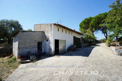 Quinta T2 para Venda em São João Baptista e Santa Maria dos Olivais