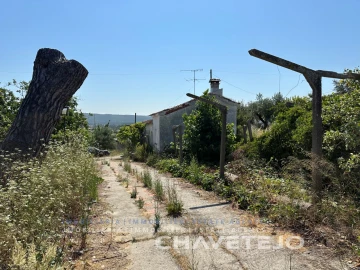 Quinta T2 para Venda em São João Baptista e Santa Maria dos Olivais