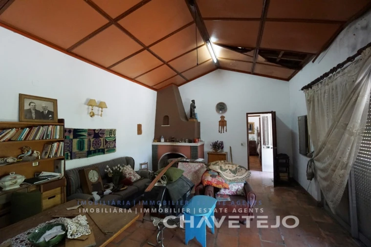 Quinta T2 para Venda em São João Baptista e Santa Maria dos Olivais Foto 7