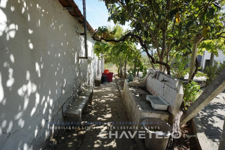 Quinta T2 para Venda em São João Baptista e Santa Maria dos Olivais Foto 18