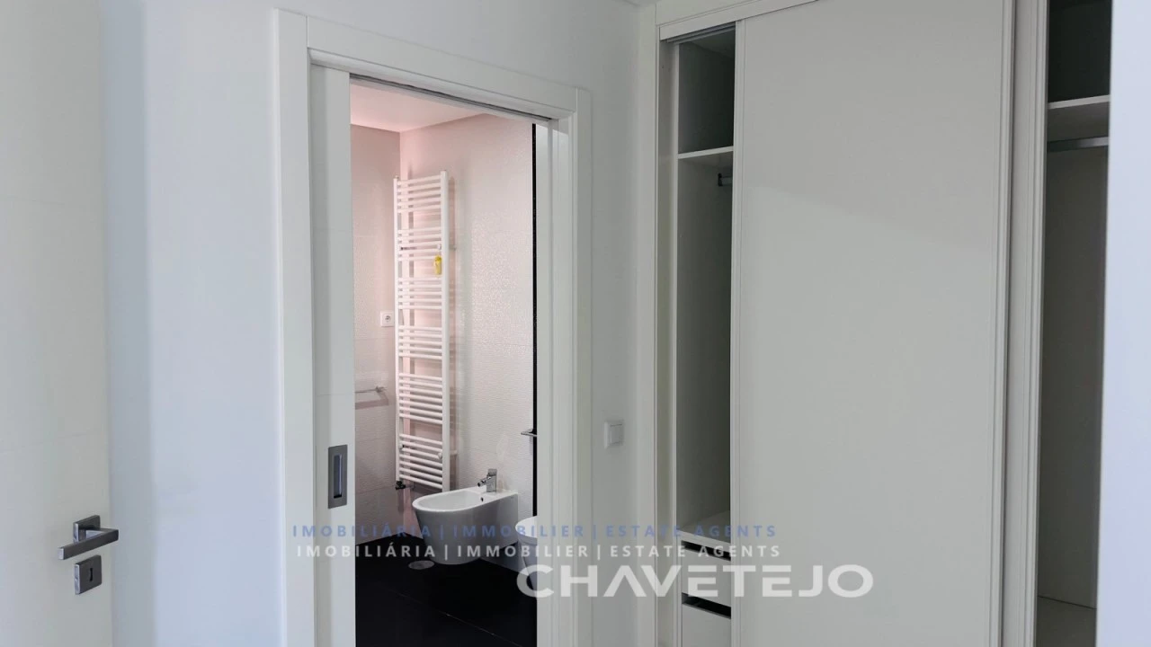 Moradia T3 para Venda em Chão de Couce Foto 17