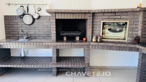 Moradia T3 para Venda em Chão de Couce