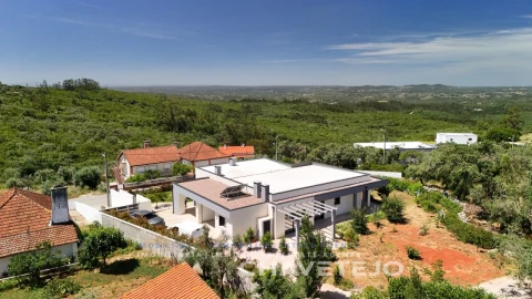 Moradia T3 para Venda em Chão de Couce