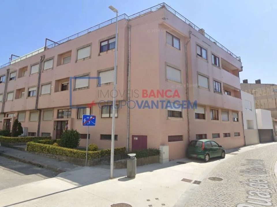 Apartamento T2 para Venda em Aldoar, Foz do Douro e Nevogilde Foto 1