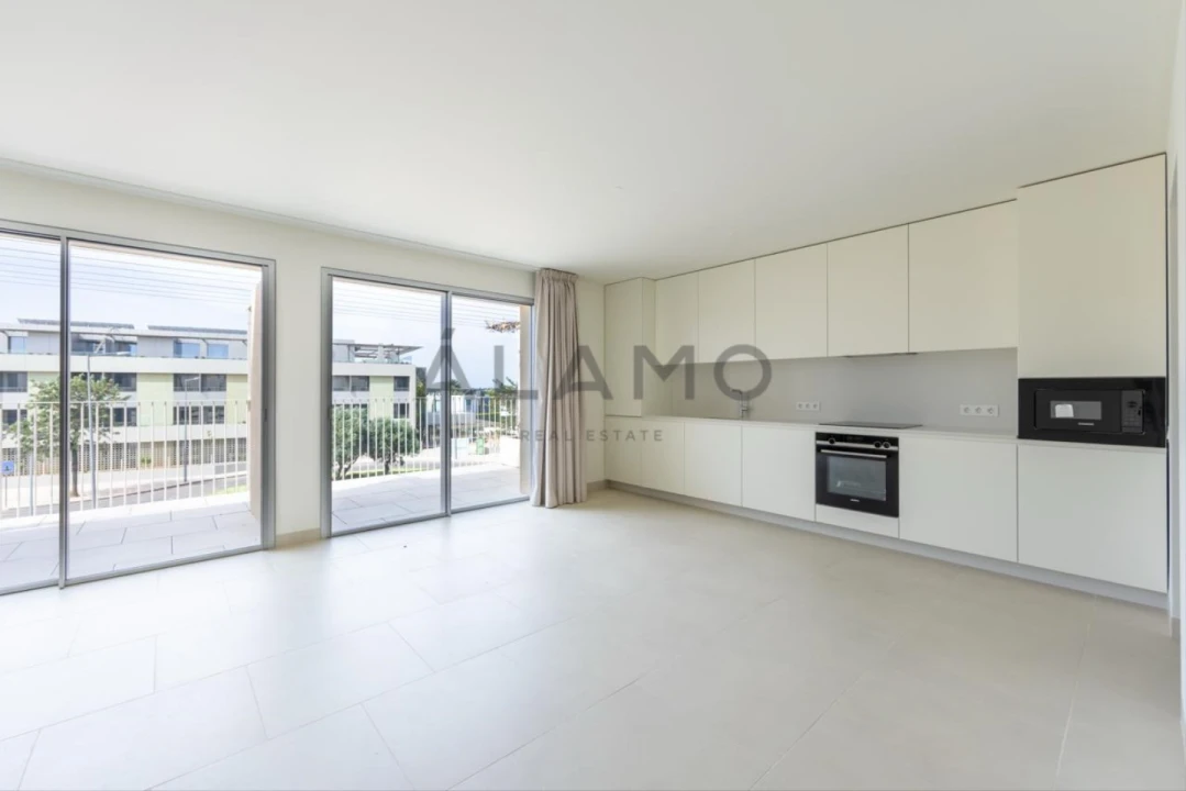 Apartamento T2 para Venda em Quarteira Foto 4