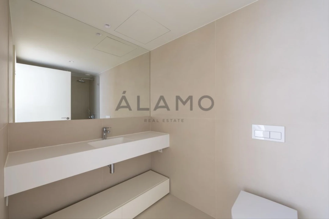 Apartamento T2 para Venda em Quarteira Foto 10