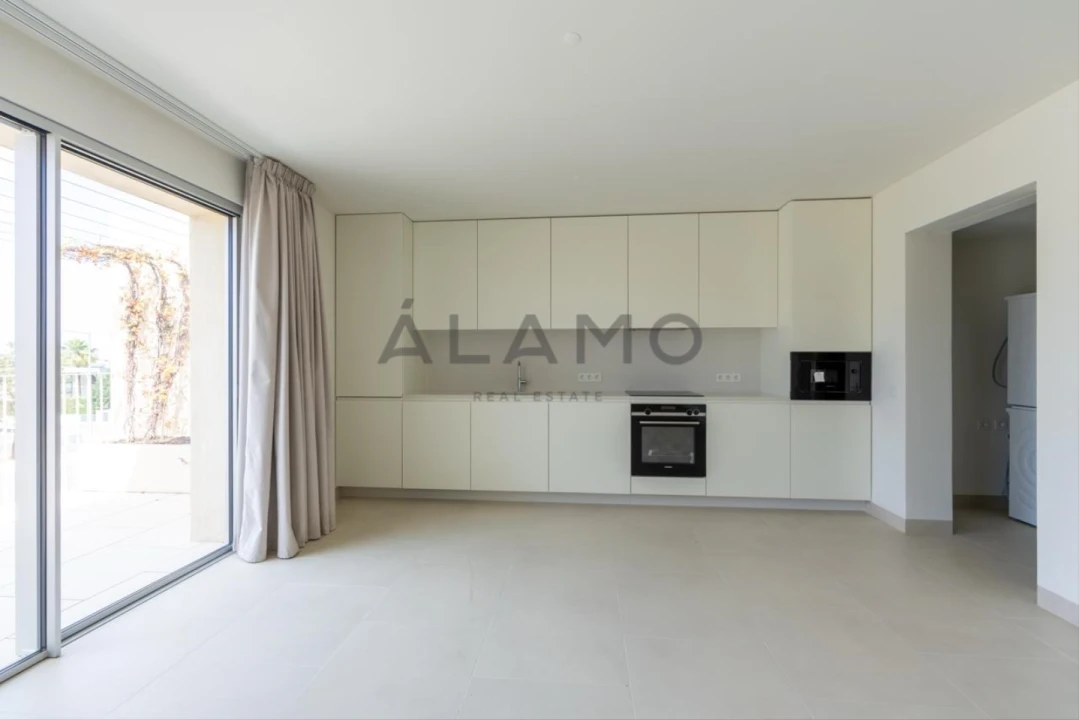 Apartamento T2 para Venda em Quarteira Foto 22