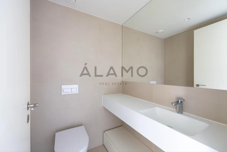 Apartamento T2 para Venda em Quarteira Foto 28