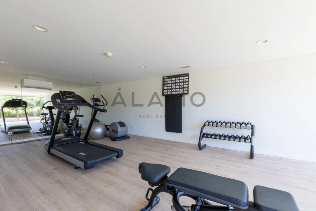 Apartamento T2 para Venda em Quarteira Foto 15