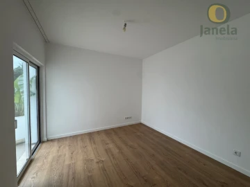 Moradia T4 para Venda em Quarteira