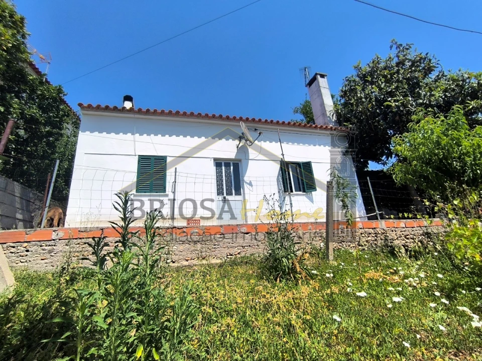 Moradia T3 para Venda em Taveiro, Ameal e Arzila Foto 3
