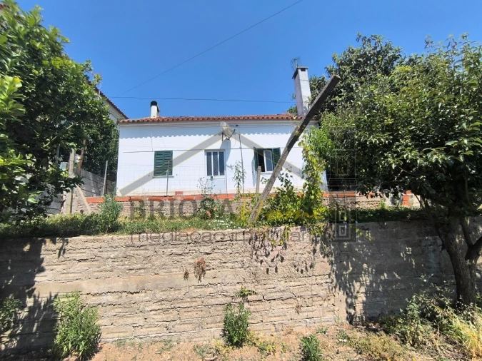 Moradia T3 para Venda em Taveiro, Ameal e Arzila Foto 4