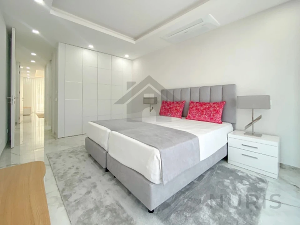 Apartamento T2 para Venda em Lagos (São Sebastião e Santa Maria) Foto 8