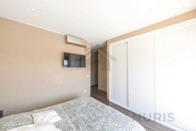 Moradia T4 para Venda em Mexilhoeira Grande