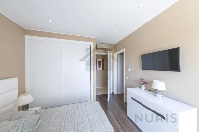 Moradia T4 para Venda em Mexilhoeira Grande