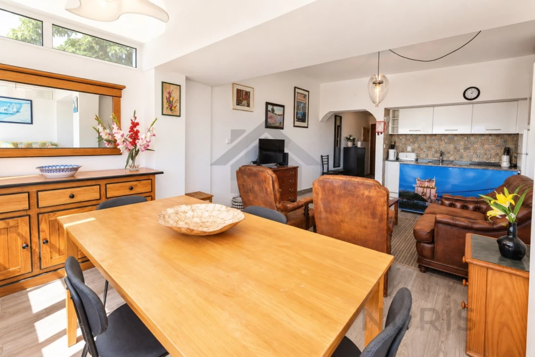 Apartamento T2 para Arrendamento em Portimão Foto 3