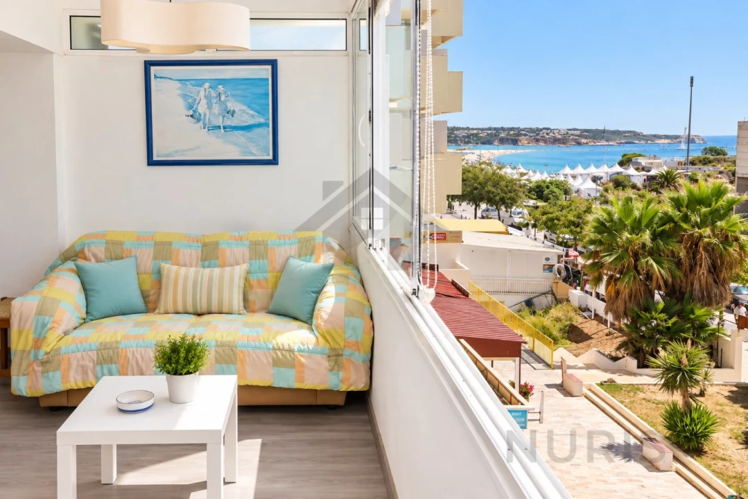 Apartamento T2 para Arrendamento em Portimão Foto 4