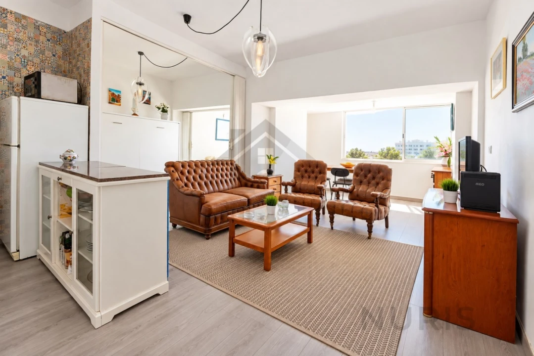 Apartamento T2 para Arrendamento em Portimão Foto 8