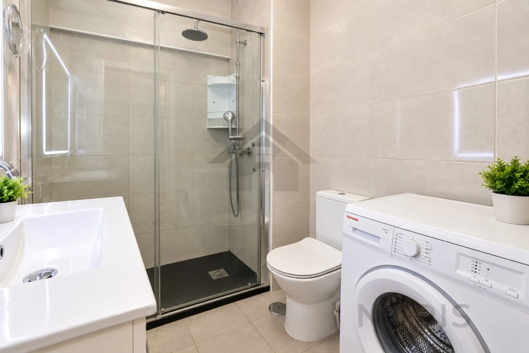 Apartamento T2 para Arrendamento em Portimão Foto 14