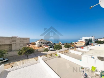 Apartamento T2 para Arrendamento em Portimão
