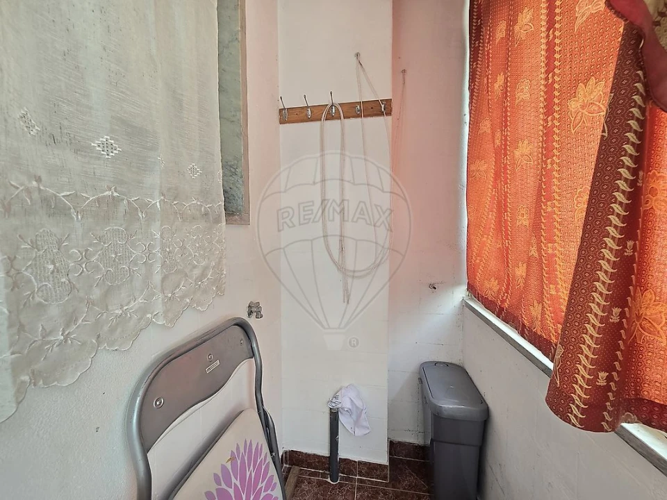 Apartamento T1 para Arrendamento em Santa Iria de Azoia, São João da Talha e Bobadela Foto 9