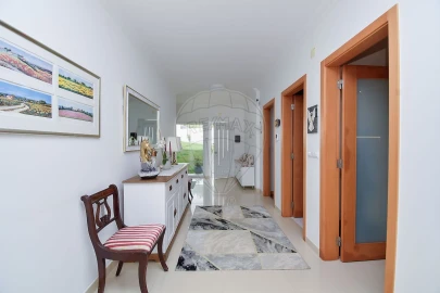 Moradia T5 para Venda em Nossa Senhora do Pópulo, Coto e São Gregório