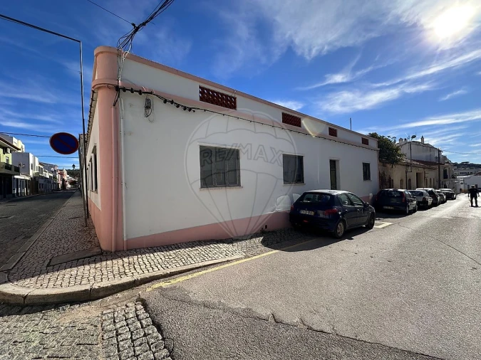 Moradia T6 para Venda em Silves Foto 9
