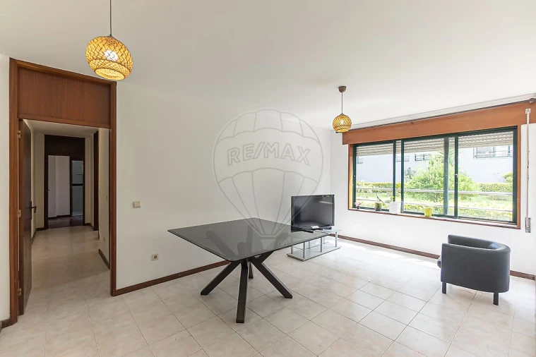 Apartamento T3 para Venda em Avintes Foto 3