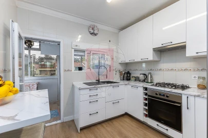 Apartamento T2 para Venda em Vilar de Andorinho