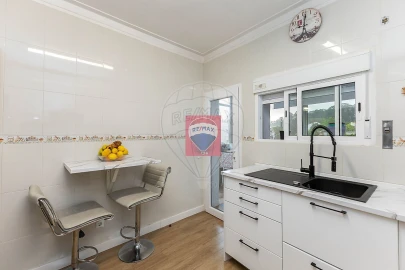 Apartamento T2 para Venda em Vilar de Andorinho
