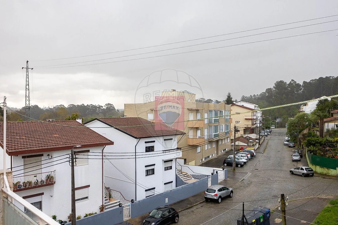 Apartamento T2 para Venda em Vilar de Andorinho Foto 9