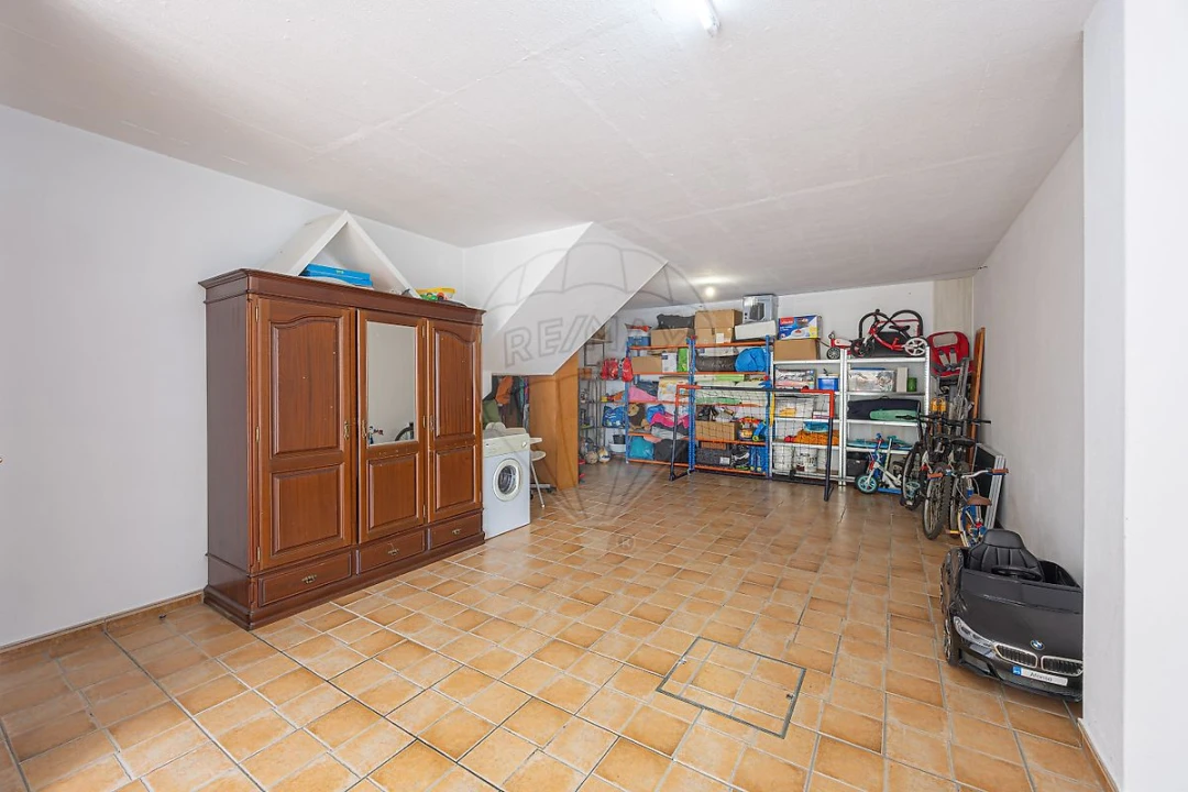 Moradia T3 para Venda em Azueira e Sobral da Abelheira Foto 22