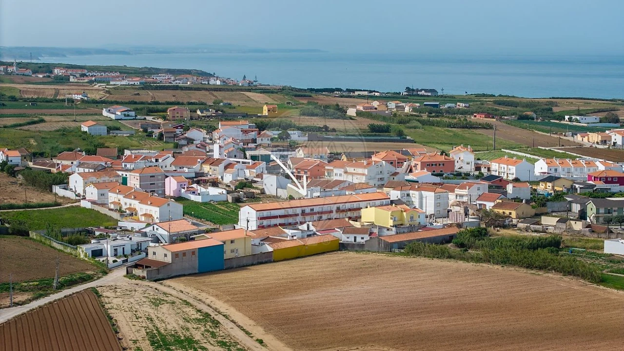 Apartamento T2 para Venda em Atouguia da Baleia Foto 19