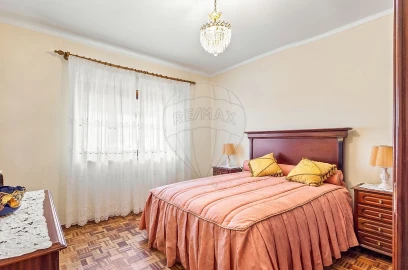 Apartamento T2 para Venda em Atouguia da Baleia
