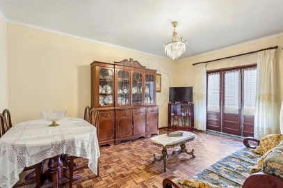 Apartamento T2 para Venda em Atouguia da Baleia