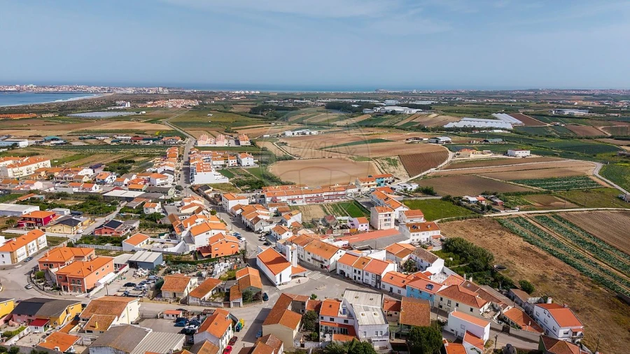 Apartamento T2 para Venda em Atouguia da Baleia Foto 4