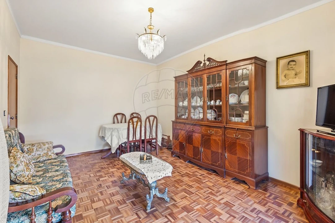 Apartamento T2 para Venda em Atouguia da Baleia Foto 18