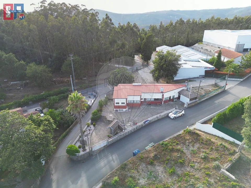 Armazém para Venda em Sever do Vouga Foto 1
