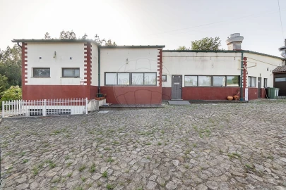Armazém para Venda em Sever do Vouga