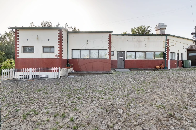 Armazém para Venda em Sever do Vouga Foto 4