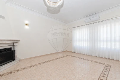 Apartamento T3 para Venda em Arruda dos Vinhos