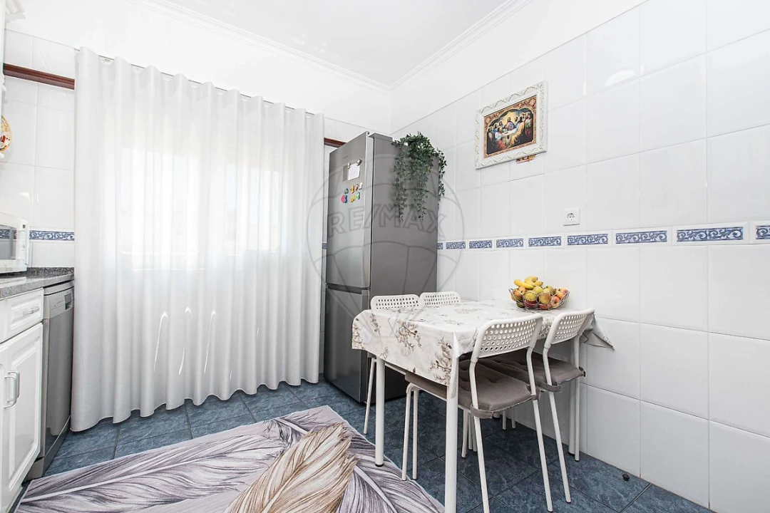 Apartamento T3 para Venda em Arruda dos Vinhos Foto 21
