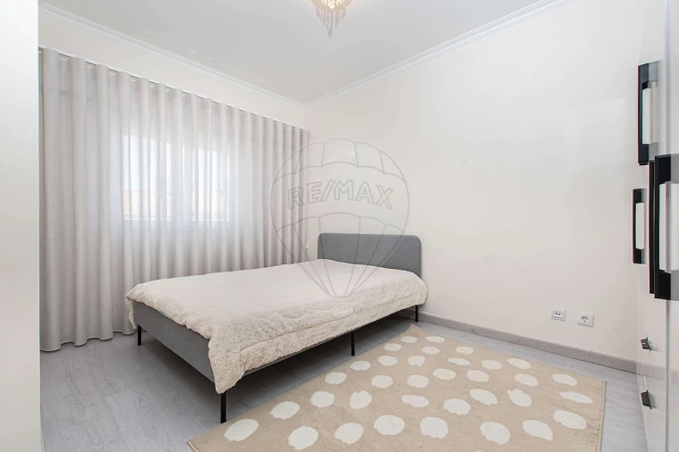 Apartamento T3 para Venda em Arruda dos Vinhos Foto 13