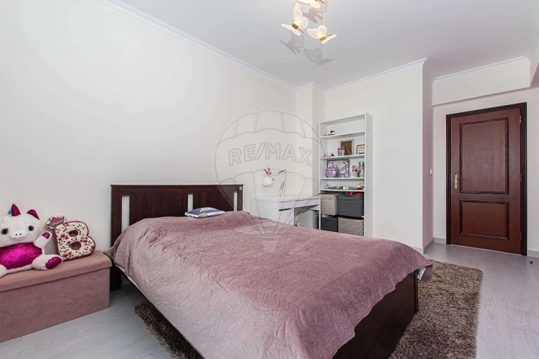 Apartamento T3 para Venda em Arruda dos Vinhos Foto 18