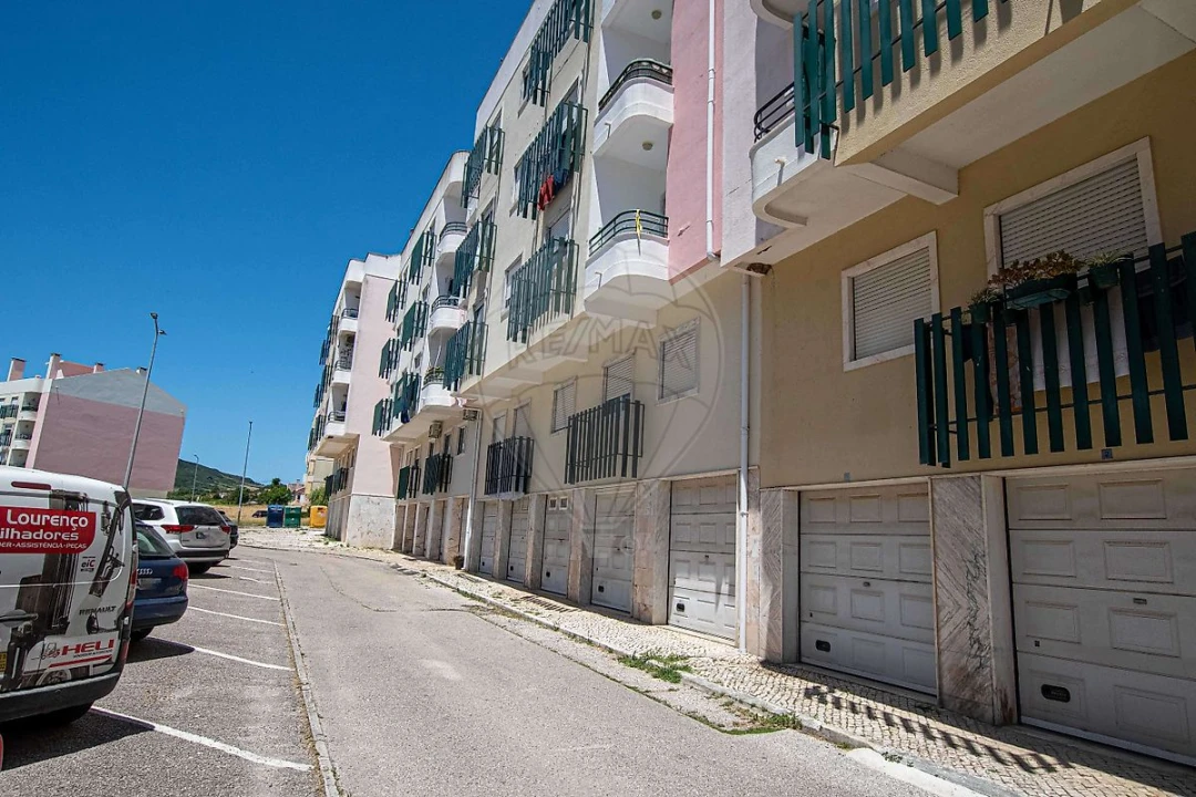 Apartamento T3 para Venda em Arruda dos Vinhos Foto 3